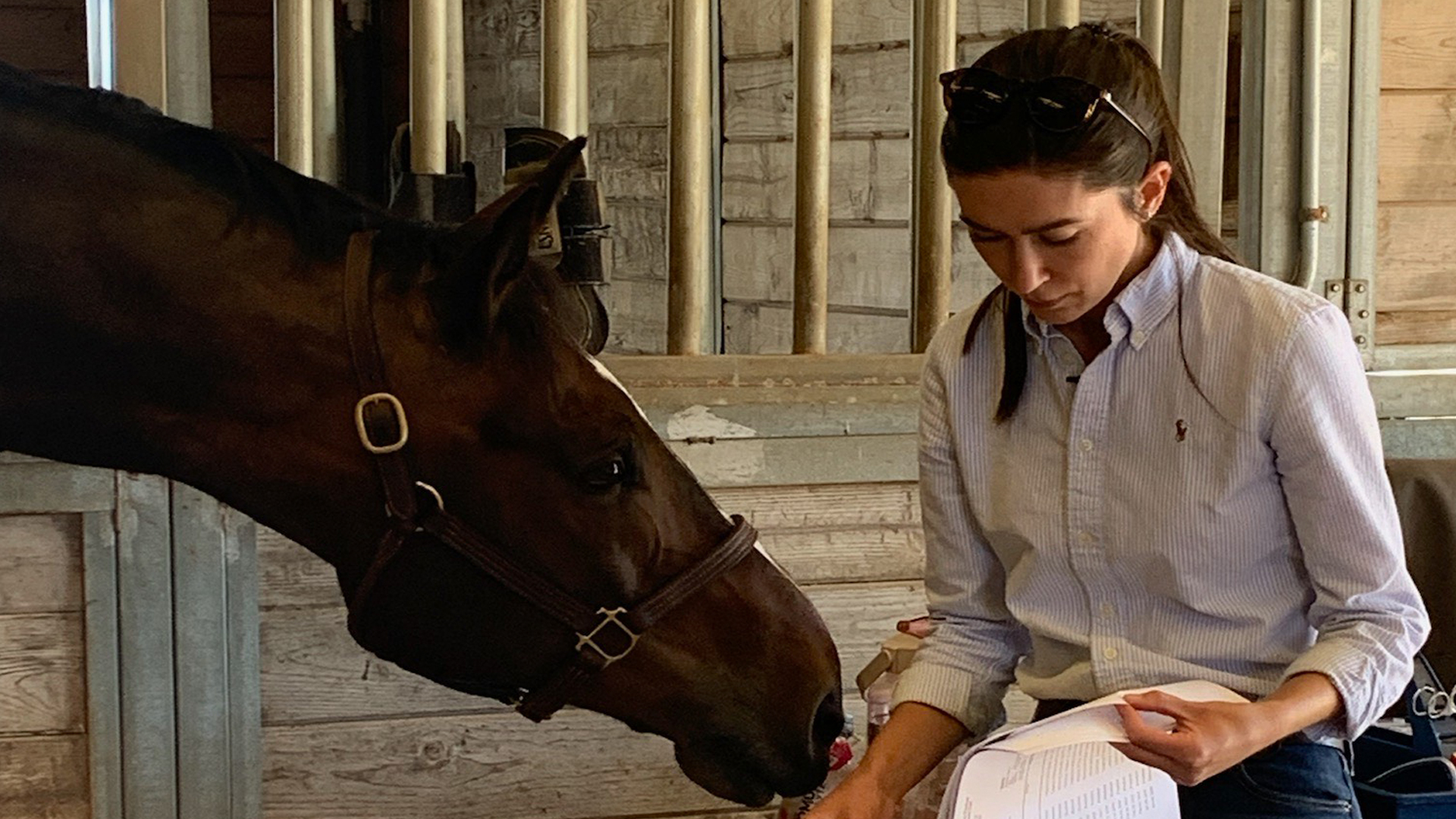 Brittany Bazeley with horse